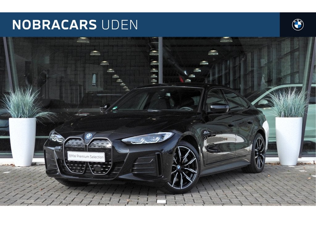 BMW i4 eDrive35 High Executive M Sport / Achteruitrijcamera