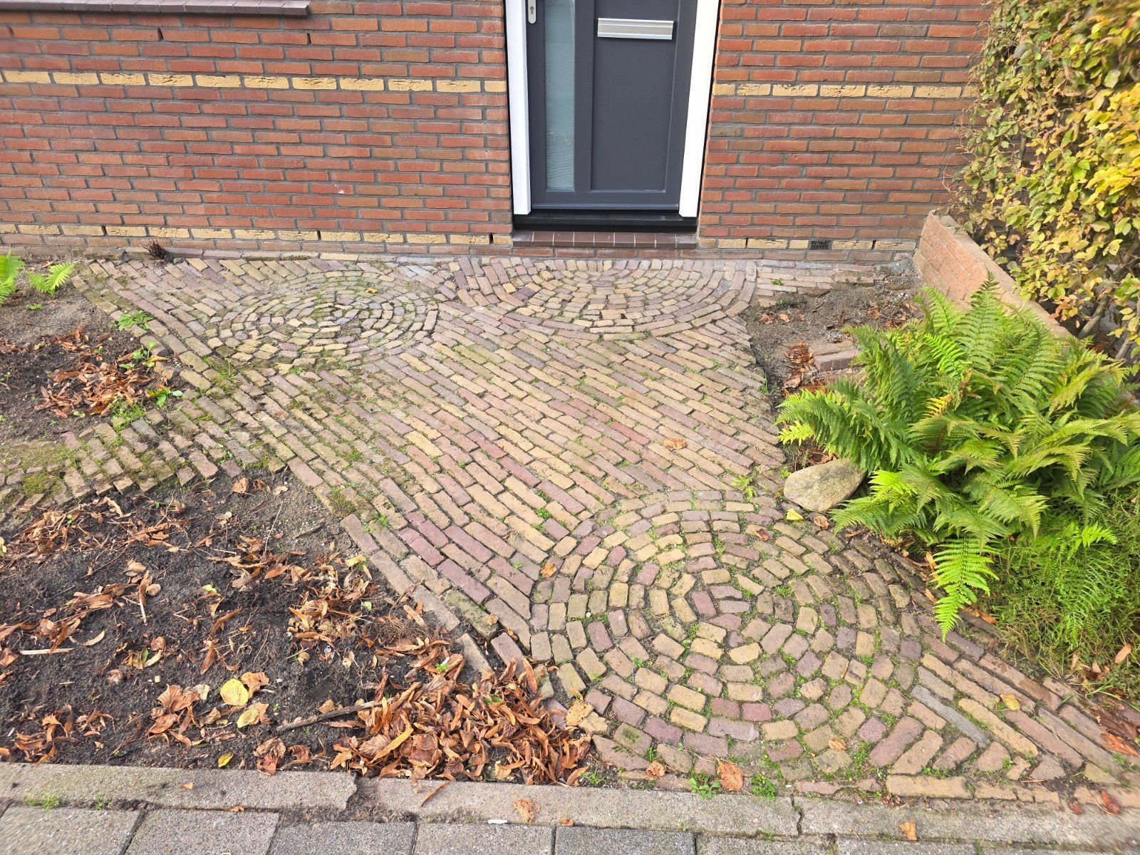 ongeveer 9 of 10 m2 originele oude walen, Ophalen, Gebruikt, Bruin, Overige typen