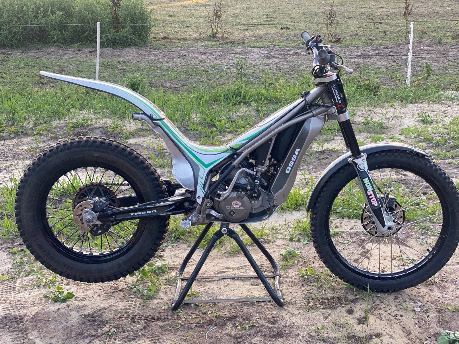 OSSA TR280i Injectie Trialmotor - Öhlins, Michelin, Motoren, Gebruikt, Overig, Handgeschakeld
