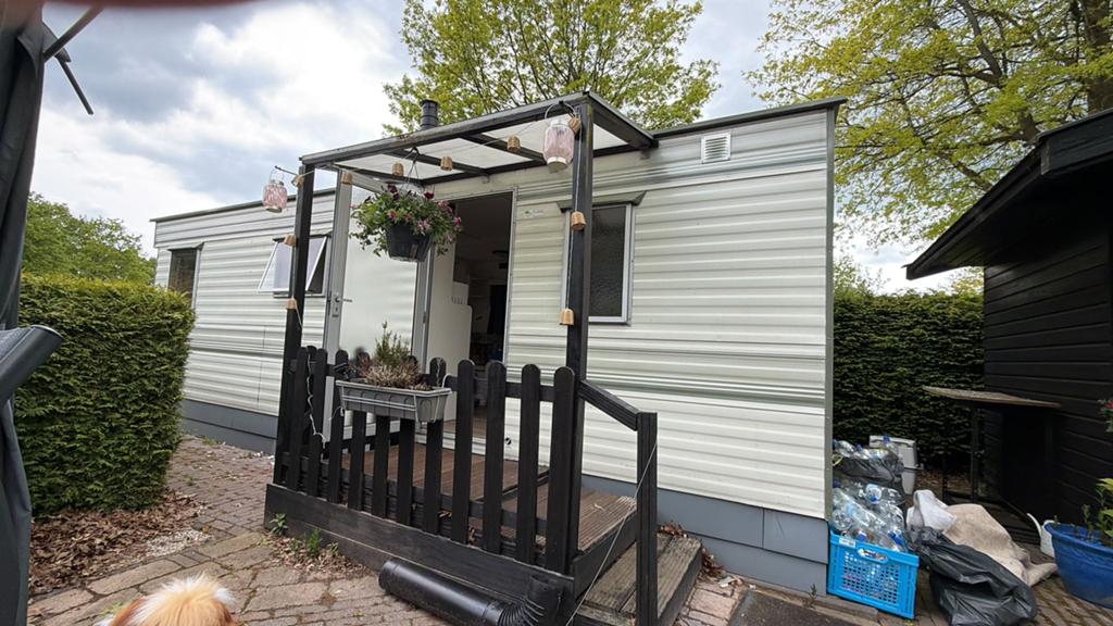 Stacaravan inclusief standplaats, Caravans en Kamperen, Stacaravans, tot en met 4, Ophalen