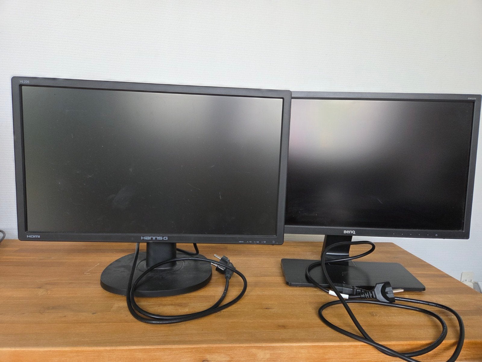 Computer monitoren Hanns G en Benq, Computers en Software, Monitoren, Ophalen, HDMI, Zo goed als nieuw, 21,5