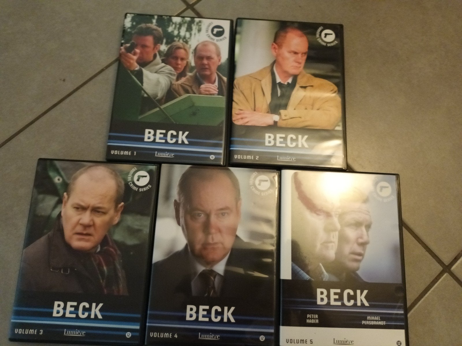 Dvd boxen Beck seizoen 1-5, Vanaf 12 jaar, Ophalen of Verzenden, Zo goed als nieuw