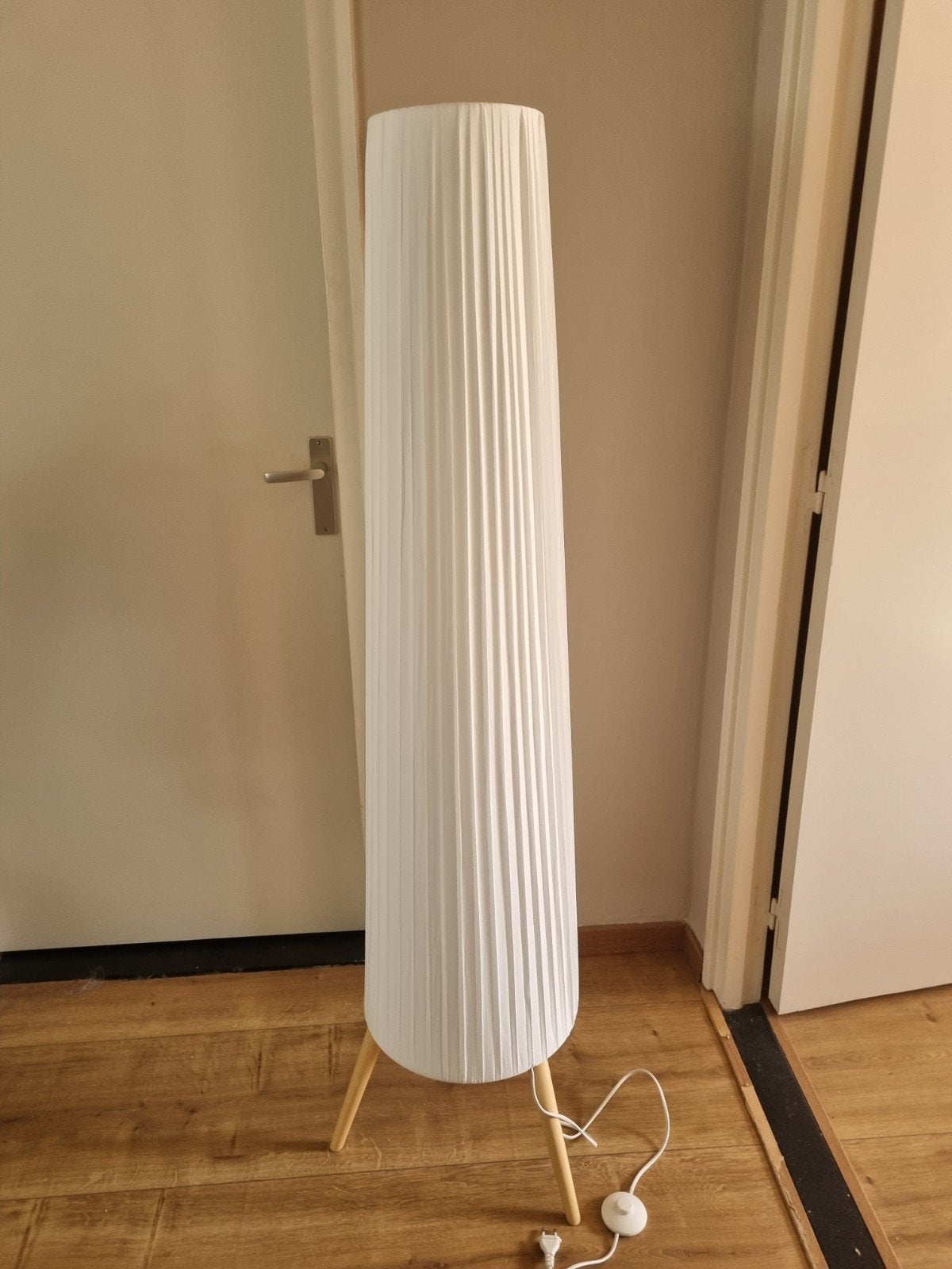Staande lamp ÖKENSAND, Huis en Inrichting, Lampen | Vloerlampen, Ophalen, Zo goed als nieuw, 150 tot 200 cm