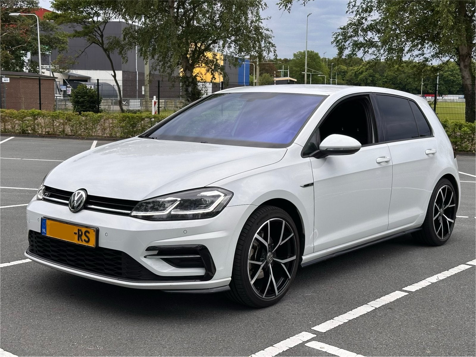 Volkswagen Golf 7.5 R line 1.4 TSI 150 Pk DSG 2017, Auto's, Euro 6, 4 cilinders, Alcantara, Wit