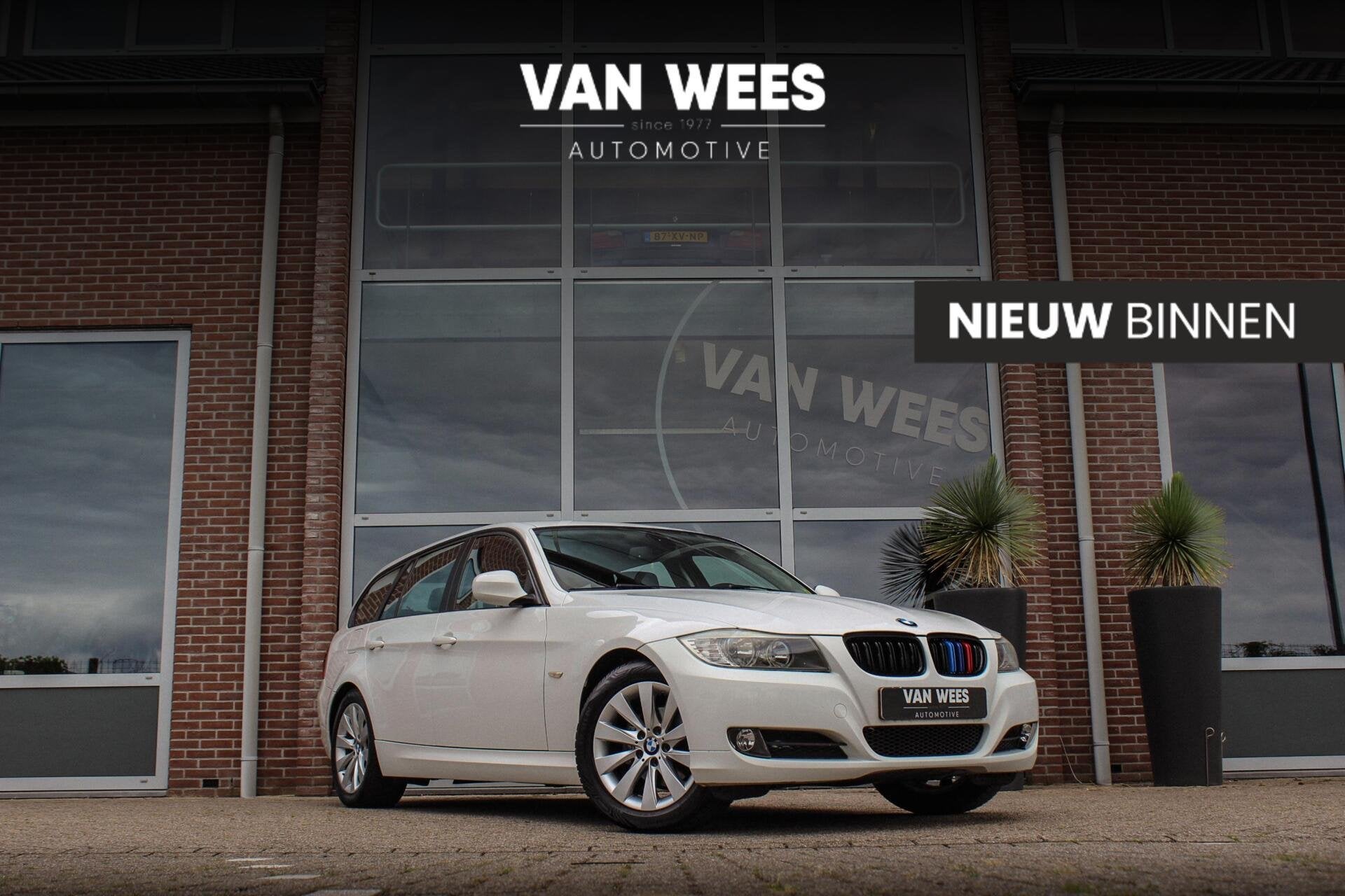 BMW 3-serie Touring 318i Executive | Facelift | Cruise contr, Euro 5, Zwart, Wit, Handgeschakeld