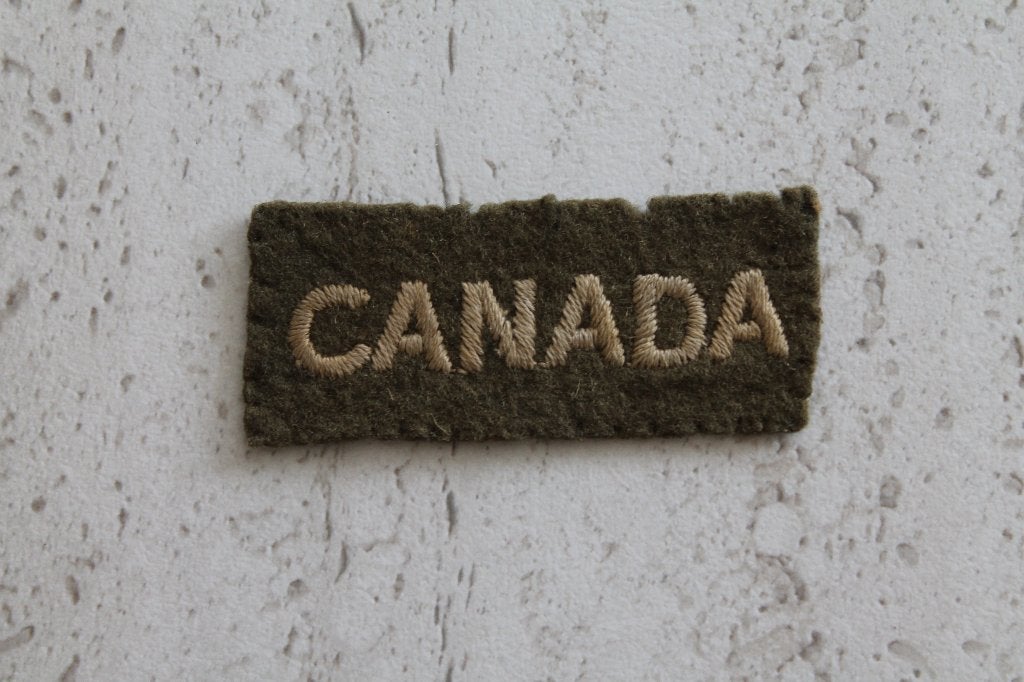 Canadese Embleem CANADA WO2, Ophalen of Verzenden, Landmacht, Overige gebieden, Embleem of Badge