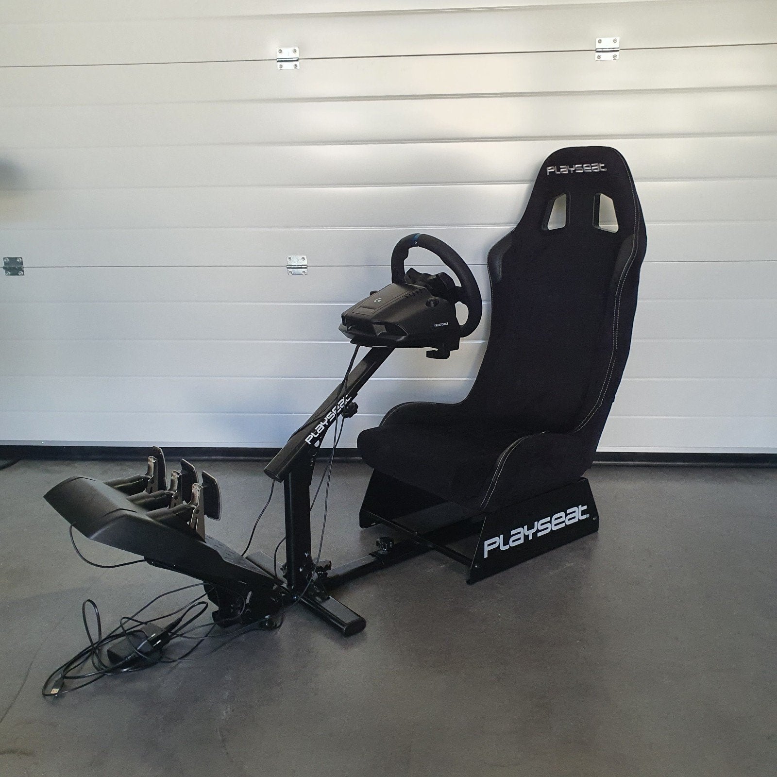 Playseat Alcantara + Logitech G923 PS4 / PS5, Ophalen, Info@xxlracing.nl, Playseat/Thrustmaster, Refurbished