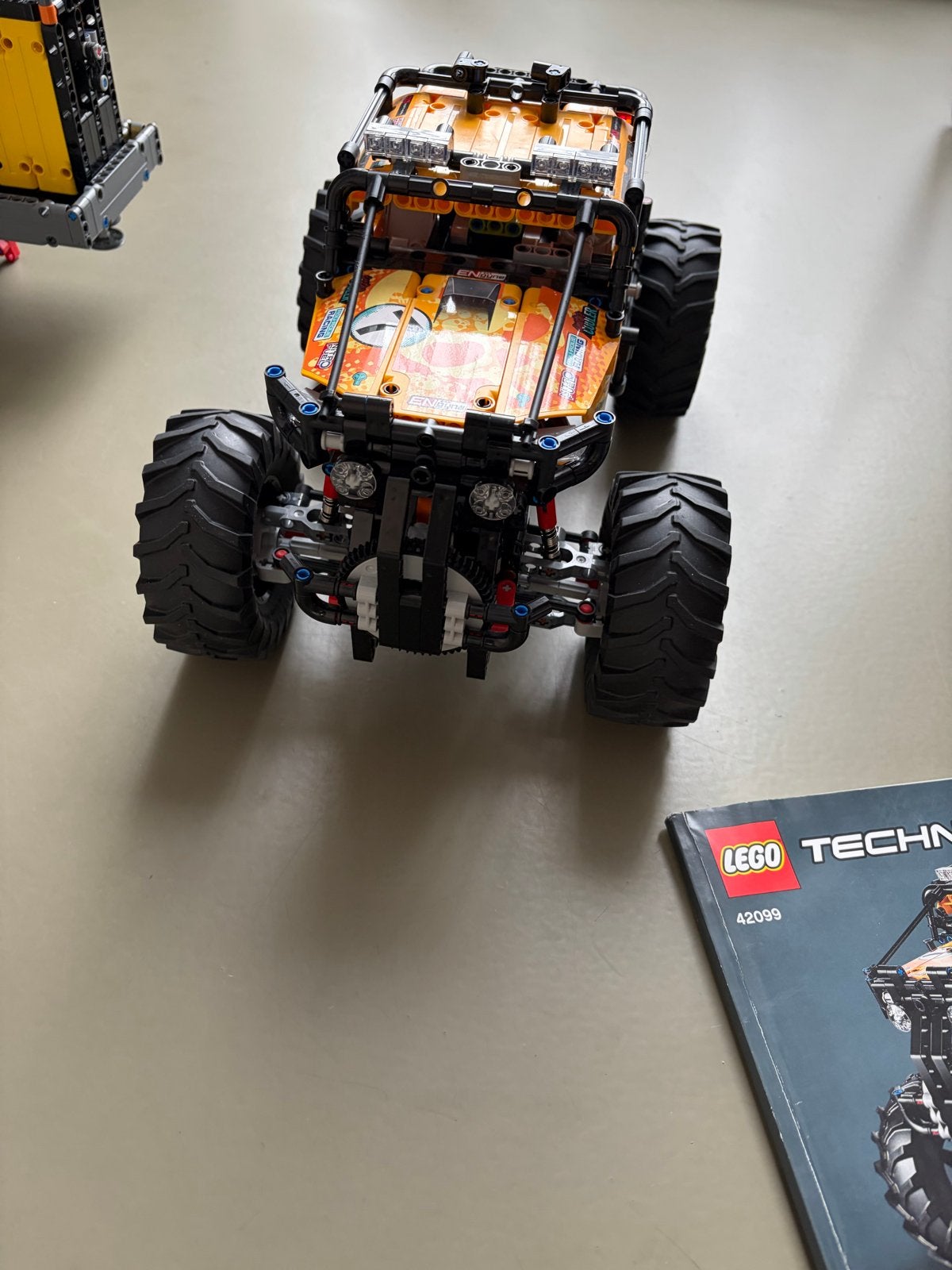 LEGO Technic 42099 4x4 X-treme Off-Roader, Ophalen of Verzenden, Zo goed als nieuw, Overige merken
