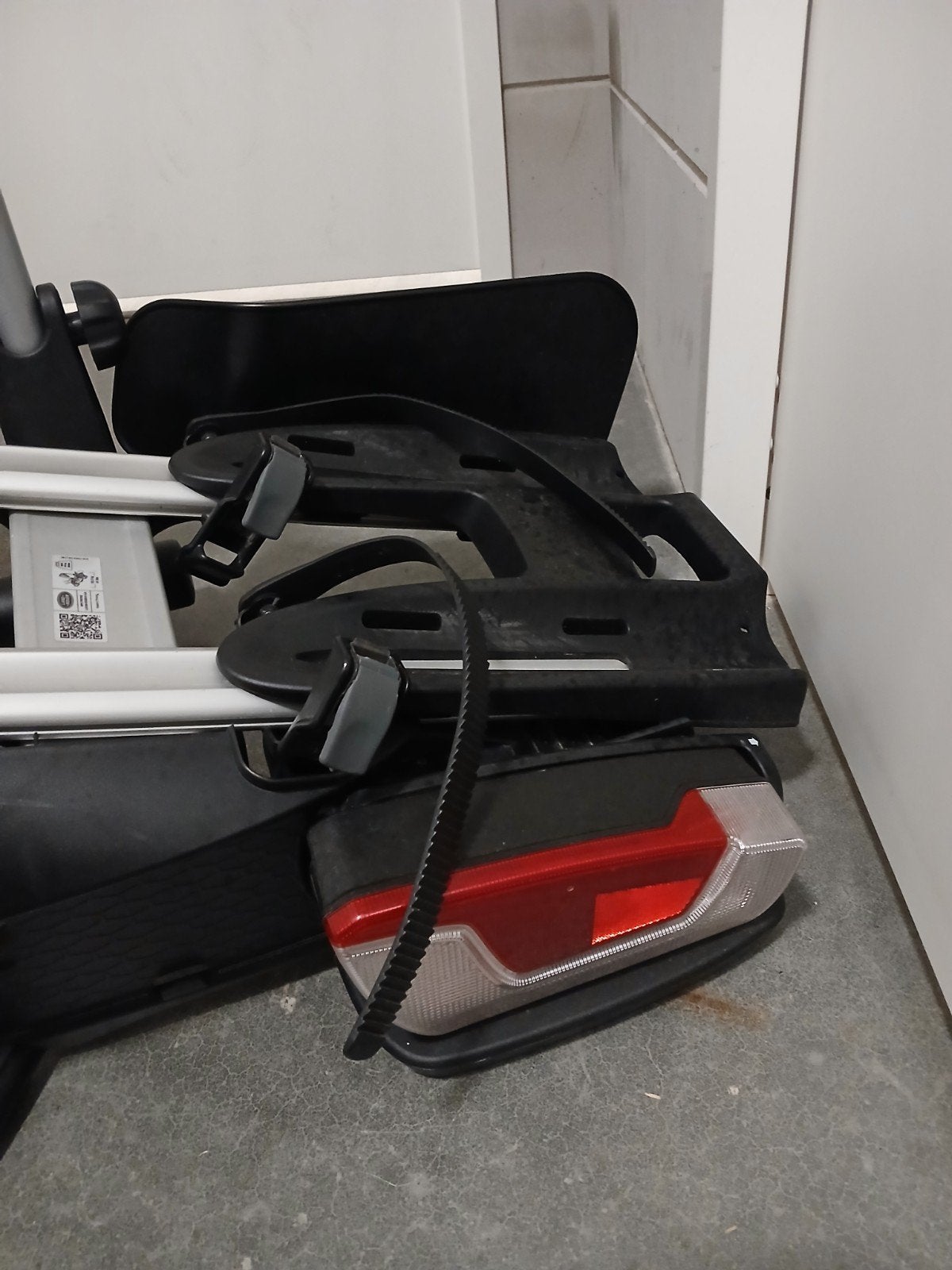 Foto 4 van Fietsendrager voor 2 e- bikes.