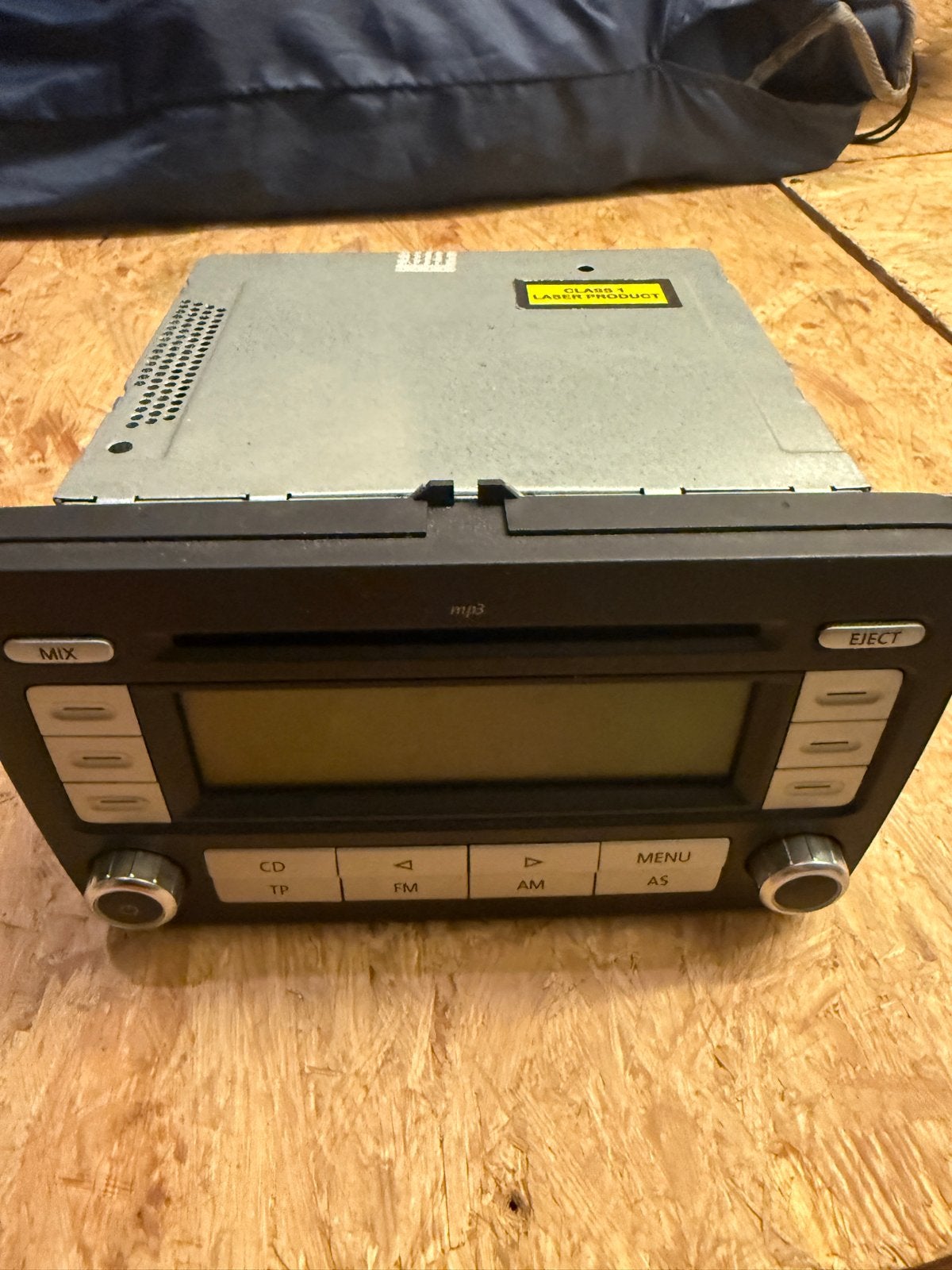 Volkswagen Golf 5 RCD 300 MP3 Autoradio, Auto diversen, Ophalen of Verzenden, Gebruikt