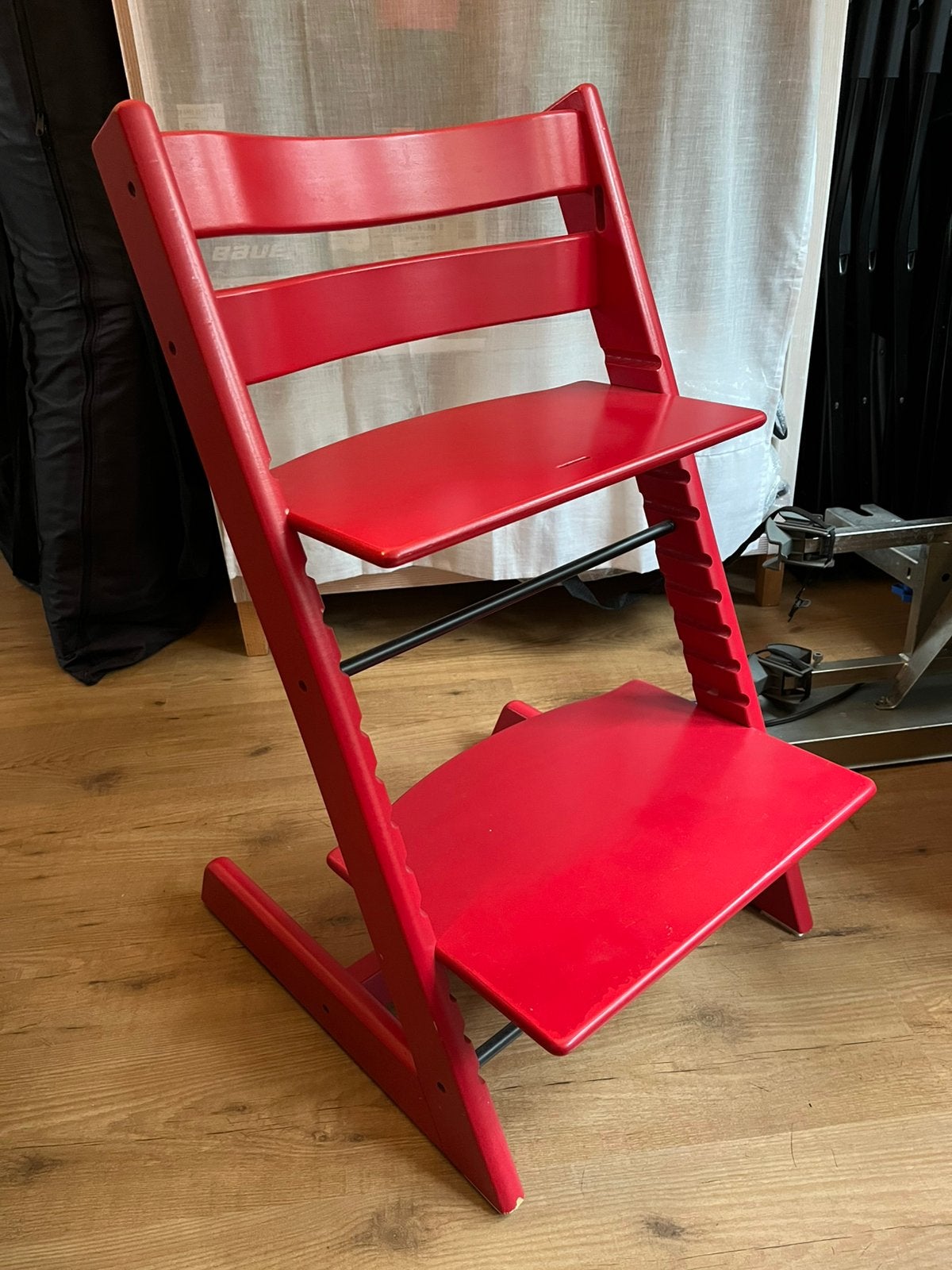 Stokke Tripp Trapp rood met babyset en kussenset, Ophalen, Gebruikt, Meegroeistoel, Gordel(s)