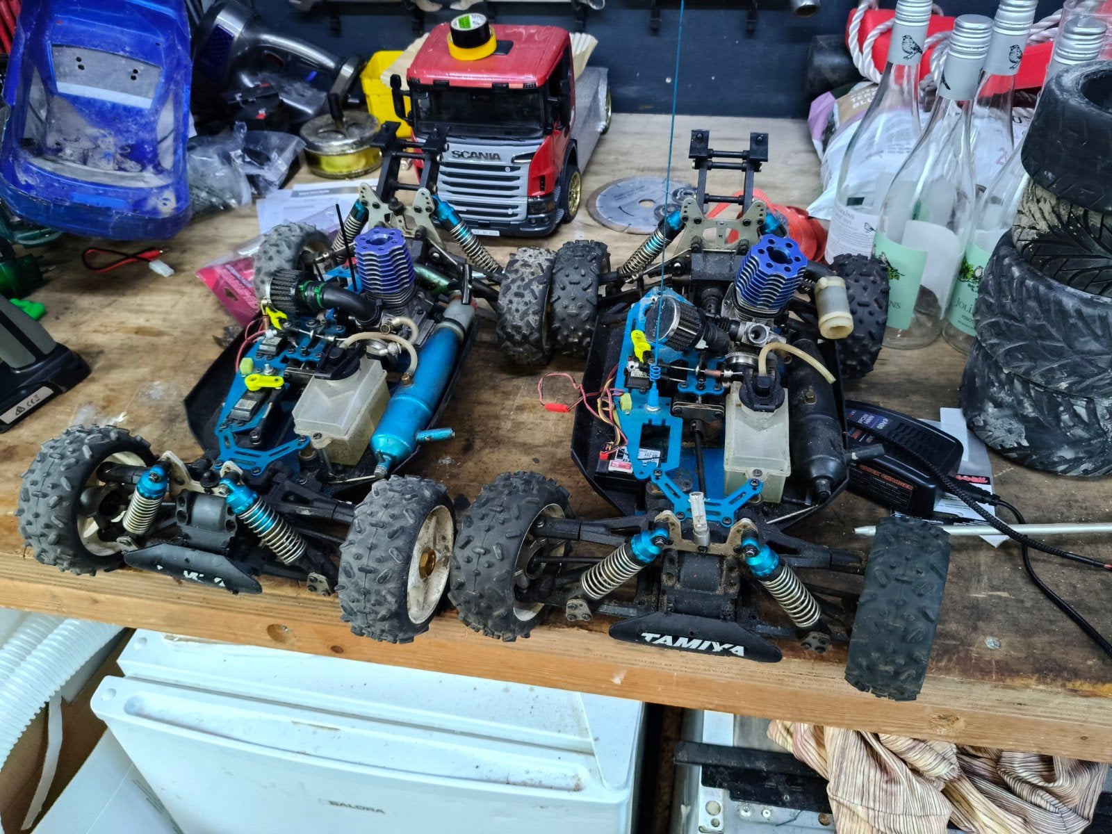 Tamiya Nitro Auto Offroad RC Buggy (2 stuks), Ophalen, Gebruikt, Auto offroad, Nitro