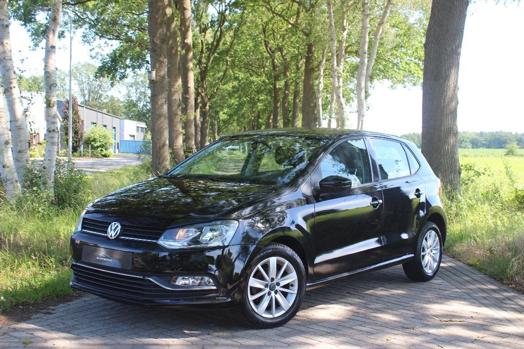 Volkswagen Polo 1.0 2015 Facelift zwart Stoelver/Climate/PDC, Voorwielaandrijving, Zwart, 60 pk, Zwart
