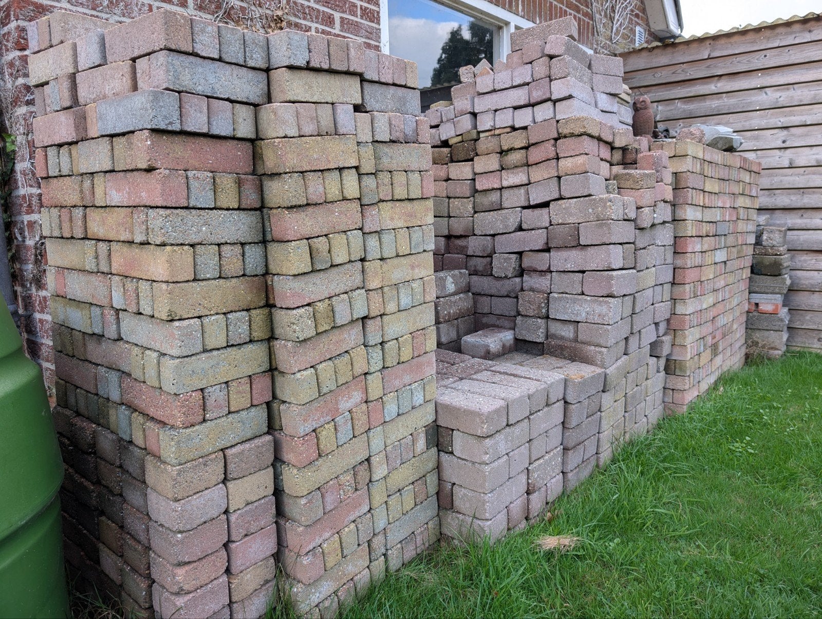 Diverse gebruikte klinkers voor tuin of oprit, Tuin en Terras, Ophalen of Verzenden, Gebruikt, Overige materialen, 10 m² of meer