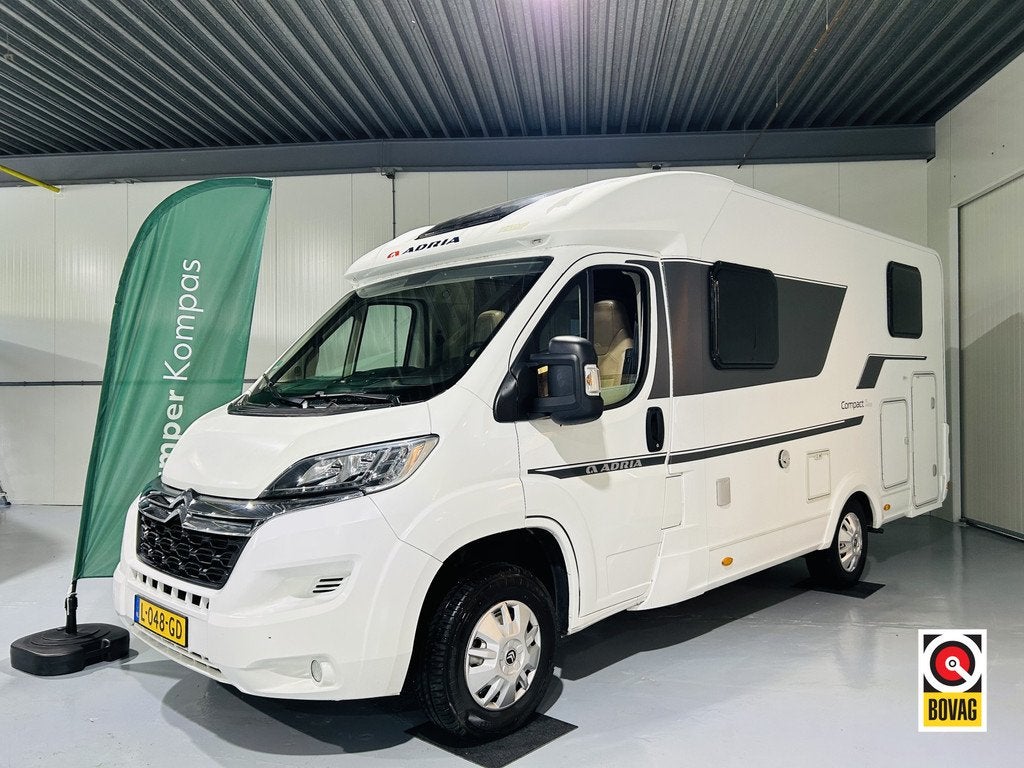Adria COMPACT SL Axess, Gescheiden bedden (bj 2018), Ringverwarming, Airbags, 6 tot 7 meter, Bedrijf