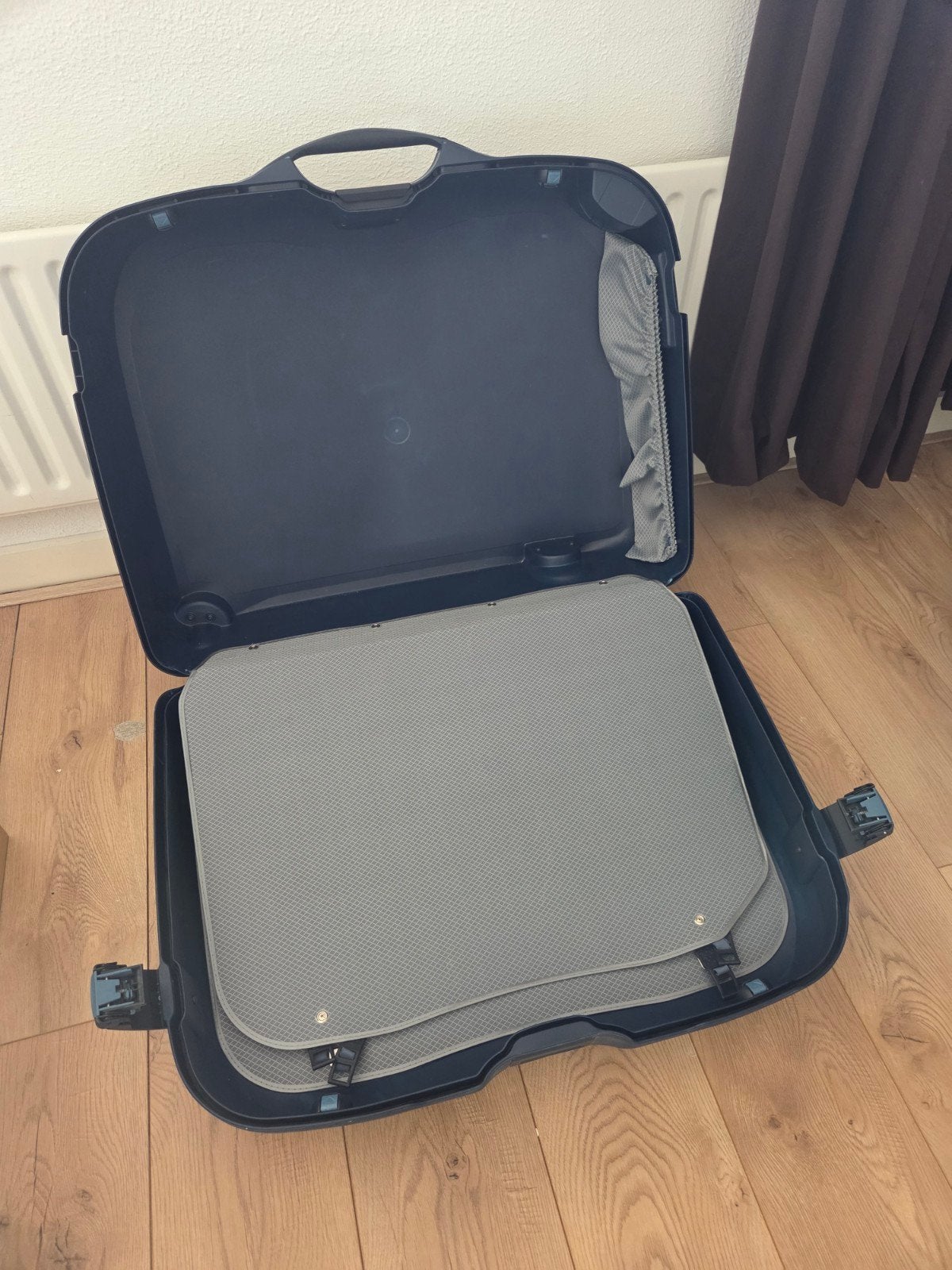 Oude Samsonite koffer - 80x60x30 cm - Slot werkt, Ophalen, Gebruikt, Hard kunststof, Slot