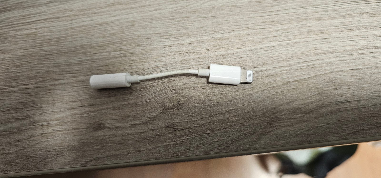 Lightning naar 3.5mm Jack Adapter voor Apple iPhone, Ophalen of Verzenden, Gebruikt, Minder dan 2 meter, Overige kabels