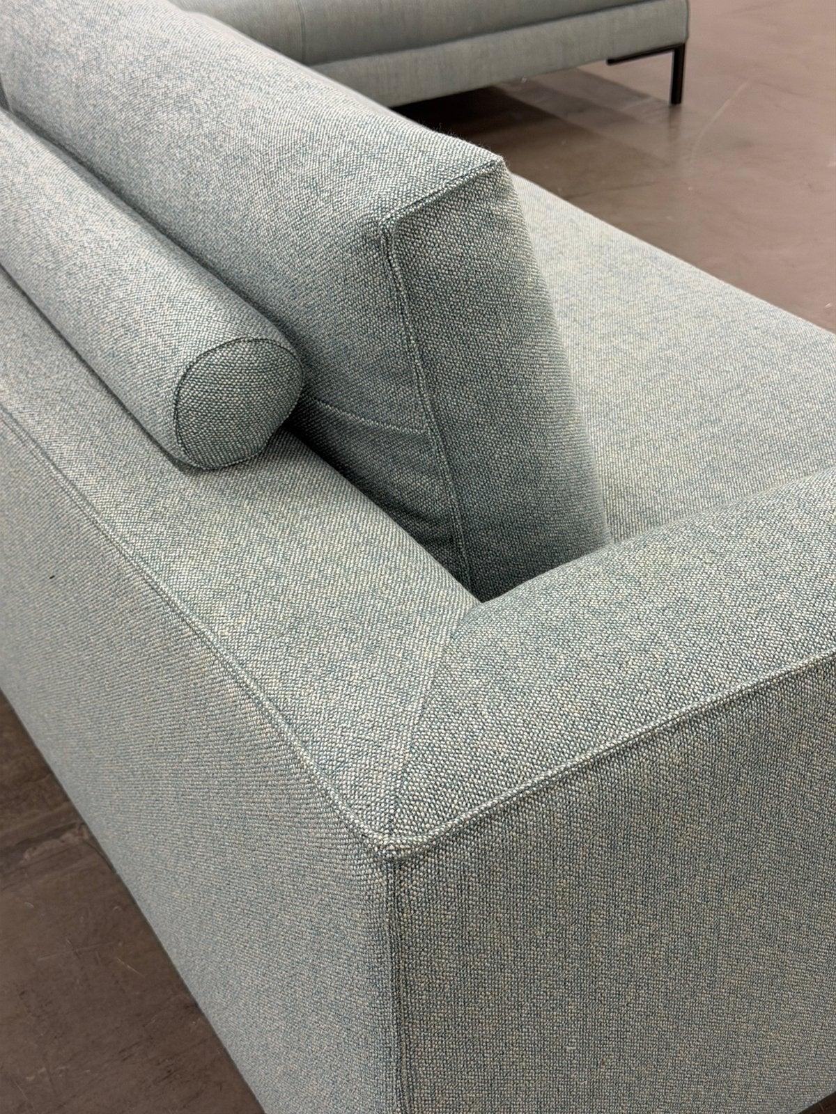 Design on Stock Aikon Lounge | Milton | NIEUWSTAAT, Metaal, Hoekbank, 300 cm of meer, Ophalen of Verzenden