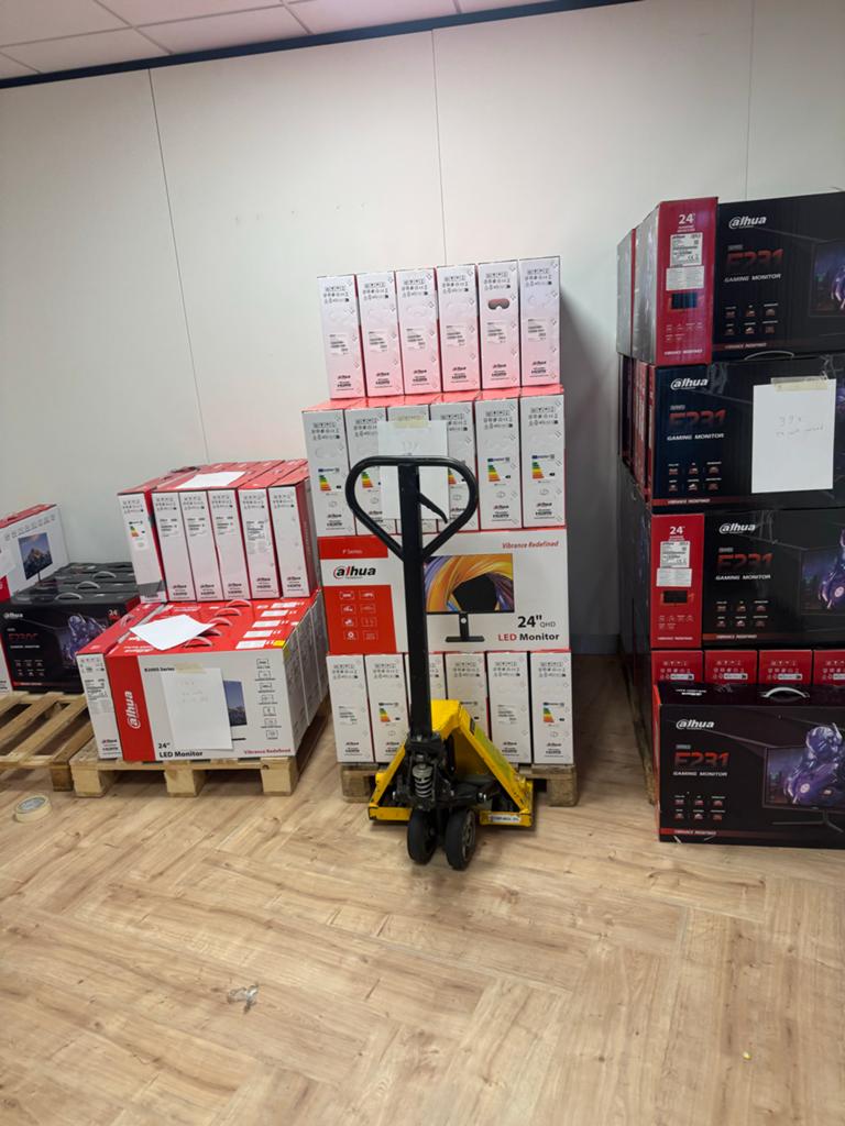 MOET NU WEG Dalhua Monitoren - 107 stuks nieuw, Computers en Software, Monitoren, Curved, Nieuw, Full HD, Ophalen of Verzenden