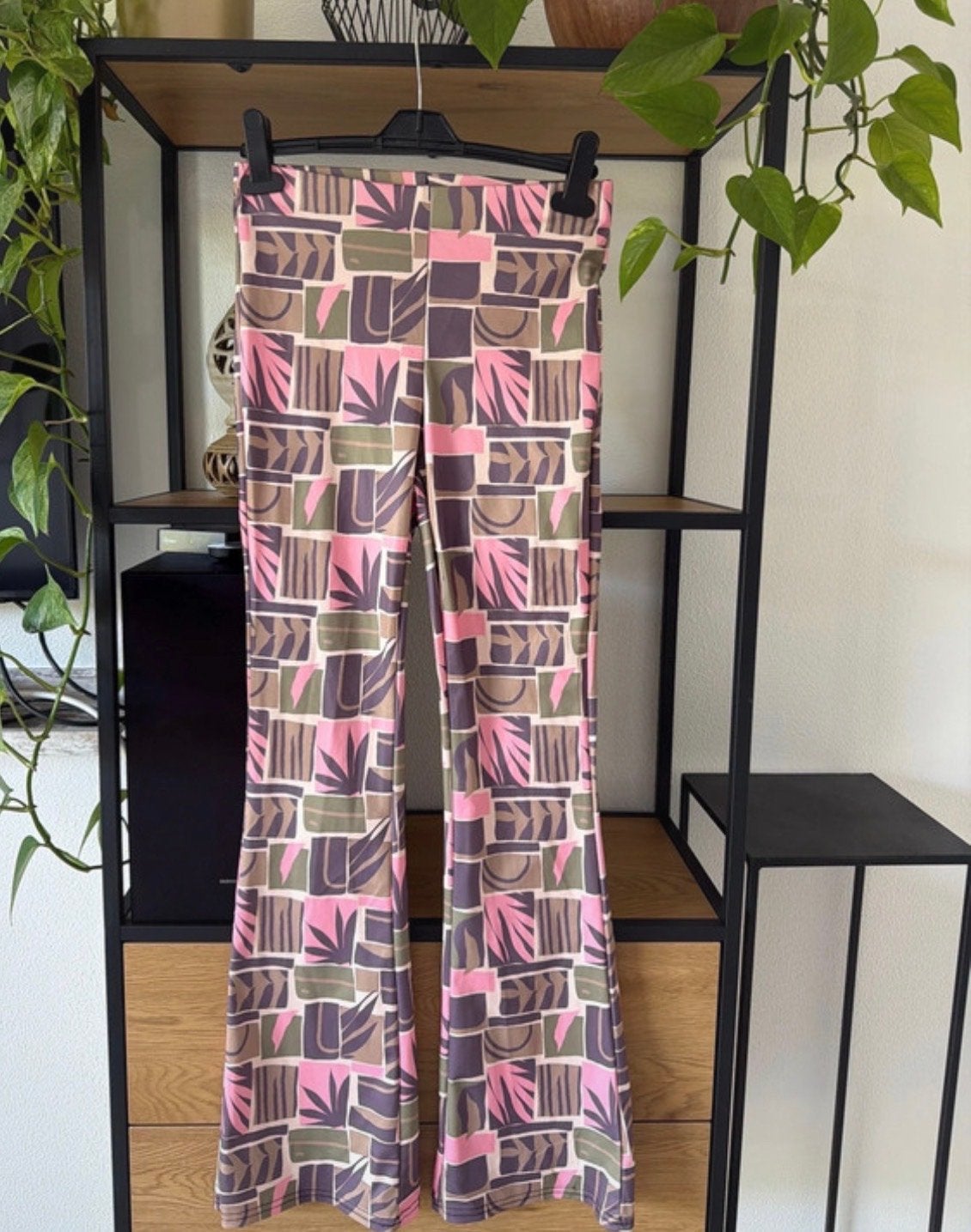Yu&Me Paris flared broek met print - Maat S/M, Kleding | Dames, Broeken en Pantalons, Ophalen of Verzenden, Roze, Maat 36 (S)