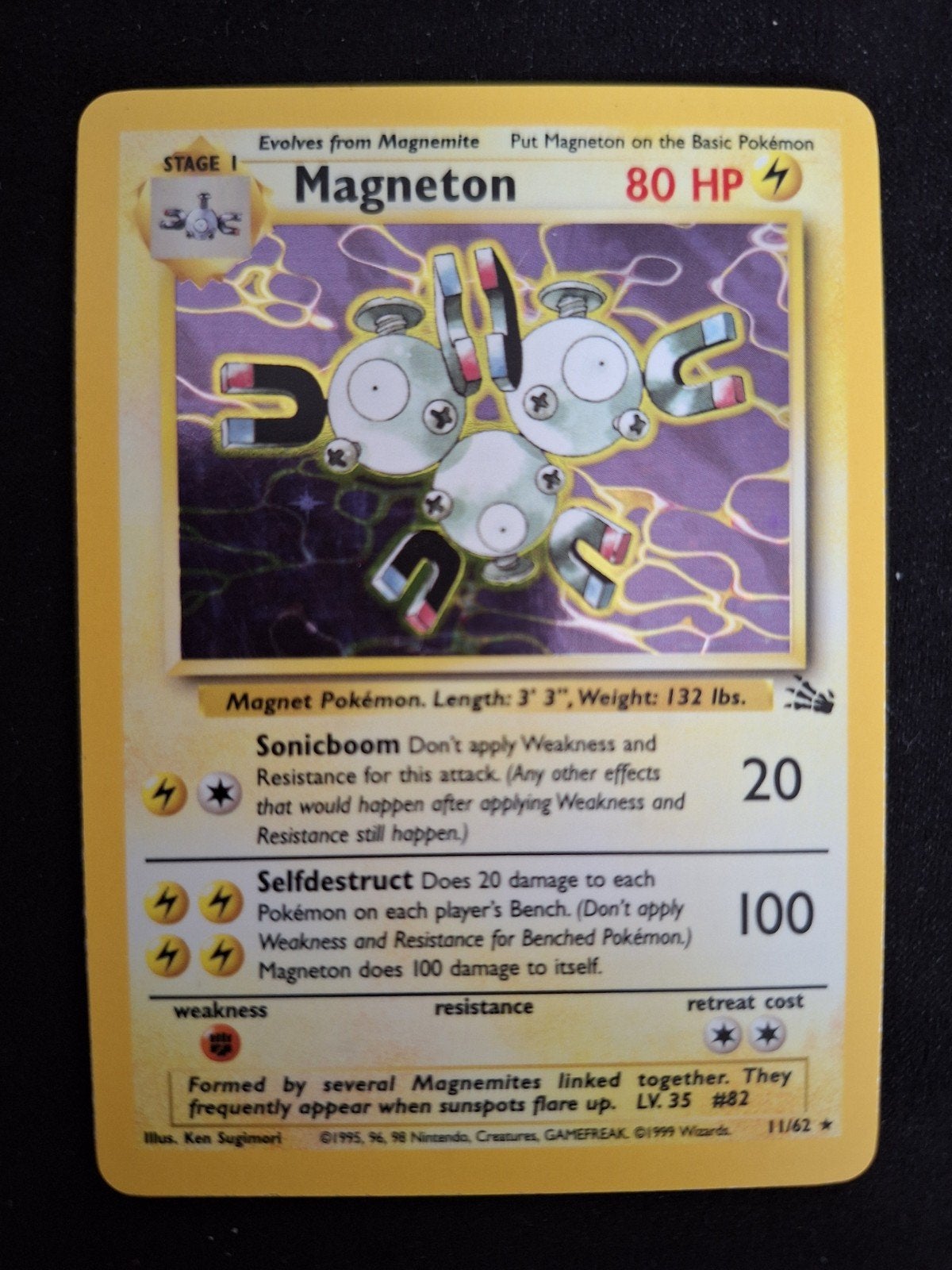Magneton holo 11/62 - fossil - vintage pokemon, Hobby en Vrije tijd, Verzamelkaartspellen | Pokémon, Ophalen of Verzenden, Zo goed als nieuw