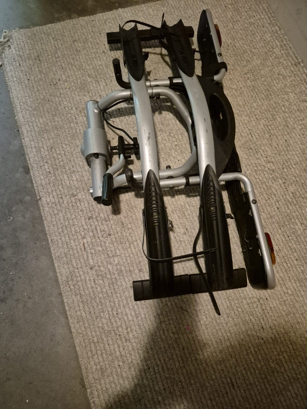 te koop fietsdrager  kantelbaar, Ophalen, 2 fietsen, Zo goed als nieuw, Trekhaakdrager