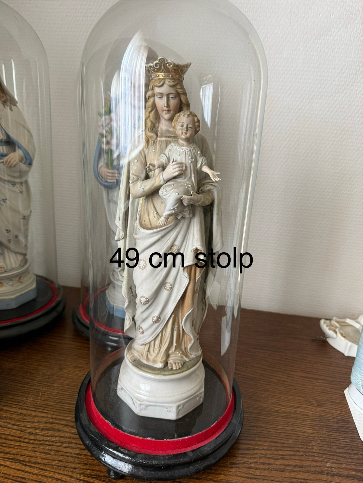 Stolp met of zonder beeld - 49 cm hoog, Huis en Inrichting, Glas, Ophalen, Gebruikt, Inclusief decoratie