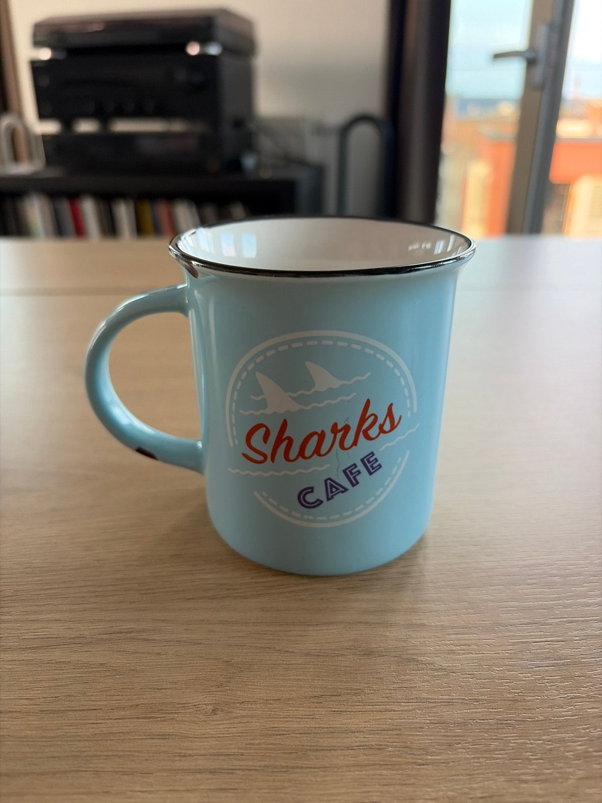 Sharks Cafe emaille mok - lichtblauw, Ophalen, Metaal, Overige merken, Overige typen