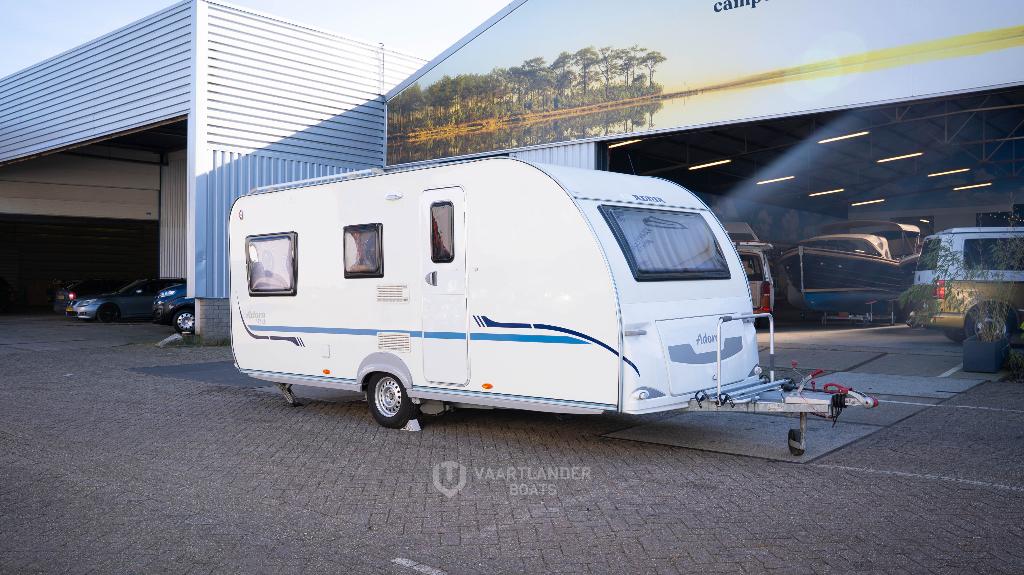 Adria Adora 492 UL 2011 | Voortent & Mover, 2 aparte bedden, Luifel, Rondzit, Bedrijf