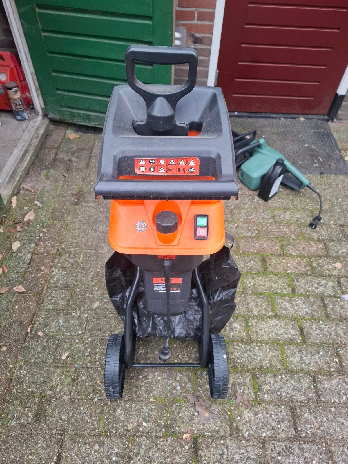 Kibani Elektrische Hakselaar - Krachtig en Efficiënt, Ophalen, Gebruikt, Kibani, Met opvangzak