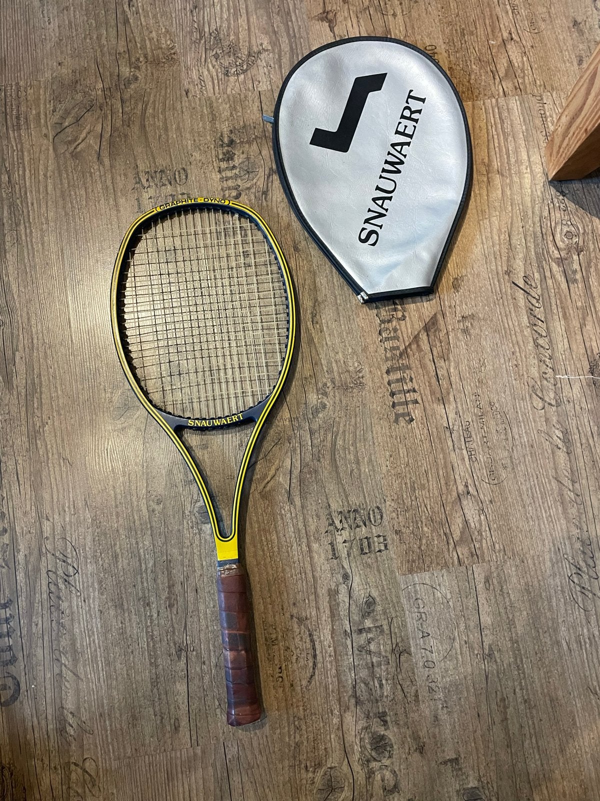 Snauwaert Graphite Dyno Vintage Tennisracket, Ophalen of Verzenden, Gebruikt, Racket, Overige merken