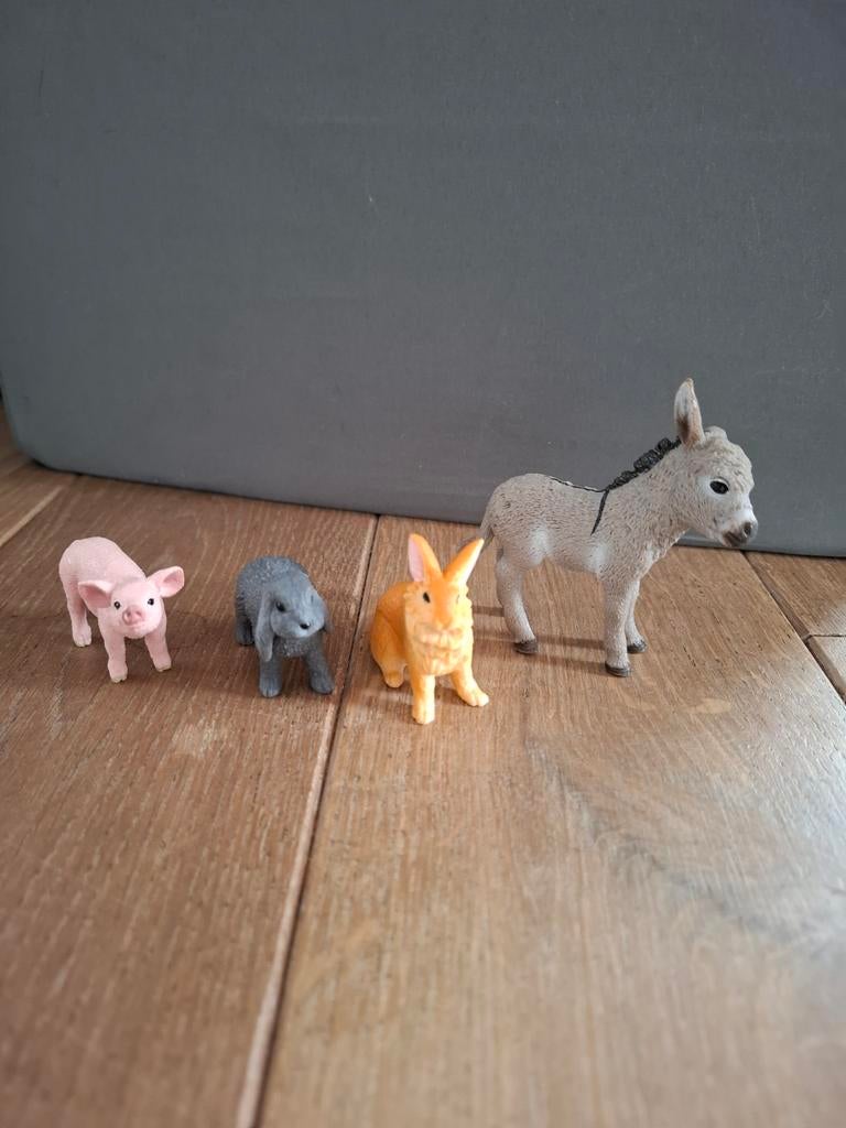 Schleich ezelveulen, big 13934 en 2 konijnen 13935,13974, Ophalen of Verzenden, Zo goed als nieuw