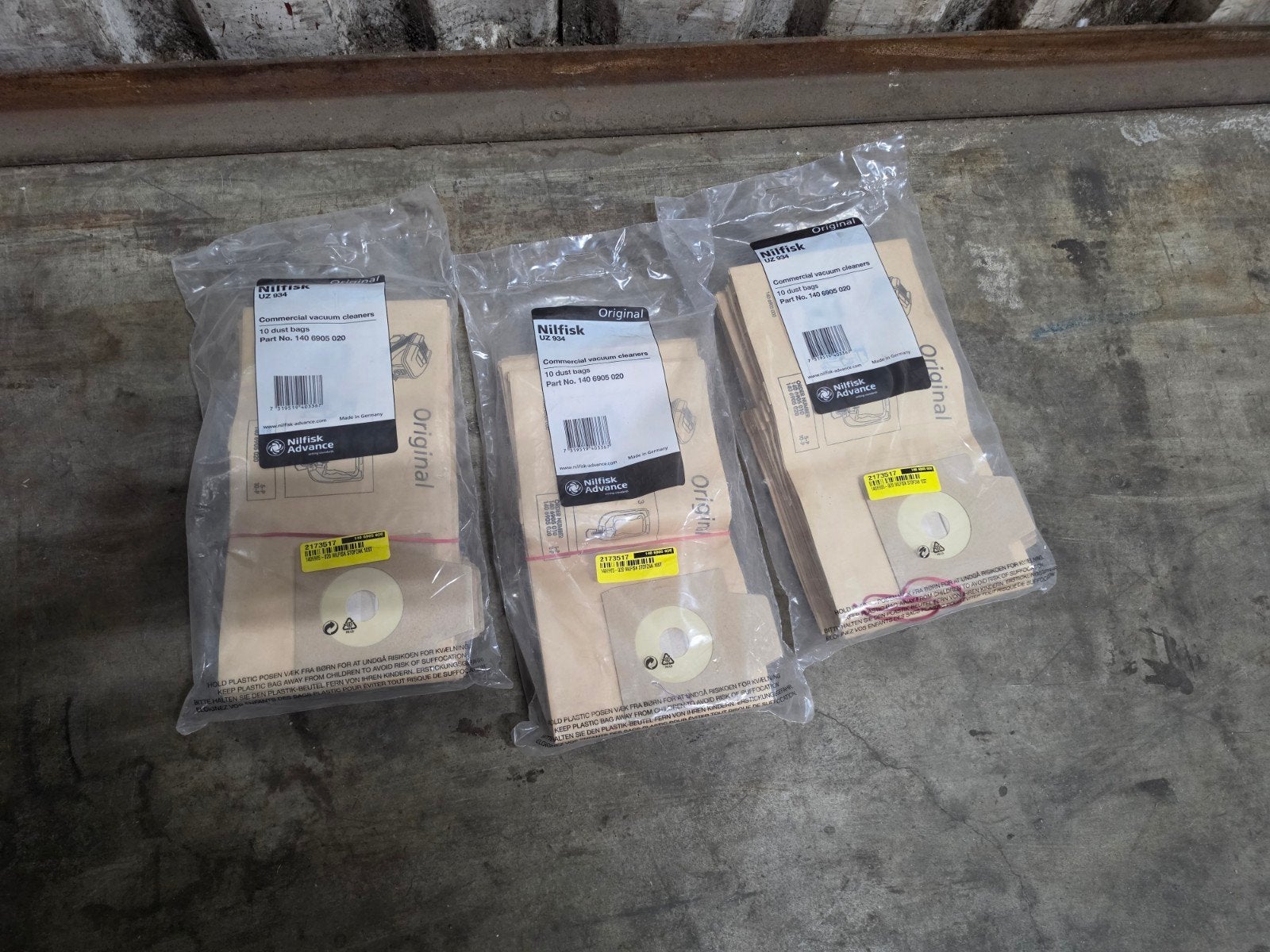 3 pakken Nilfisk UZ934 stofzuigerzakken, Ophalen of Verzenden