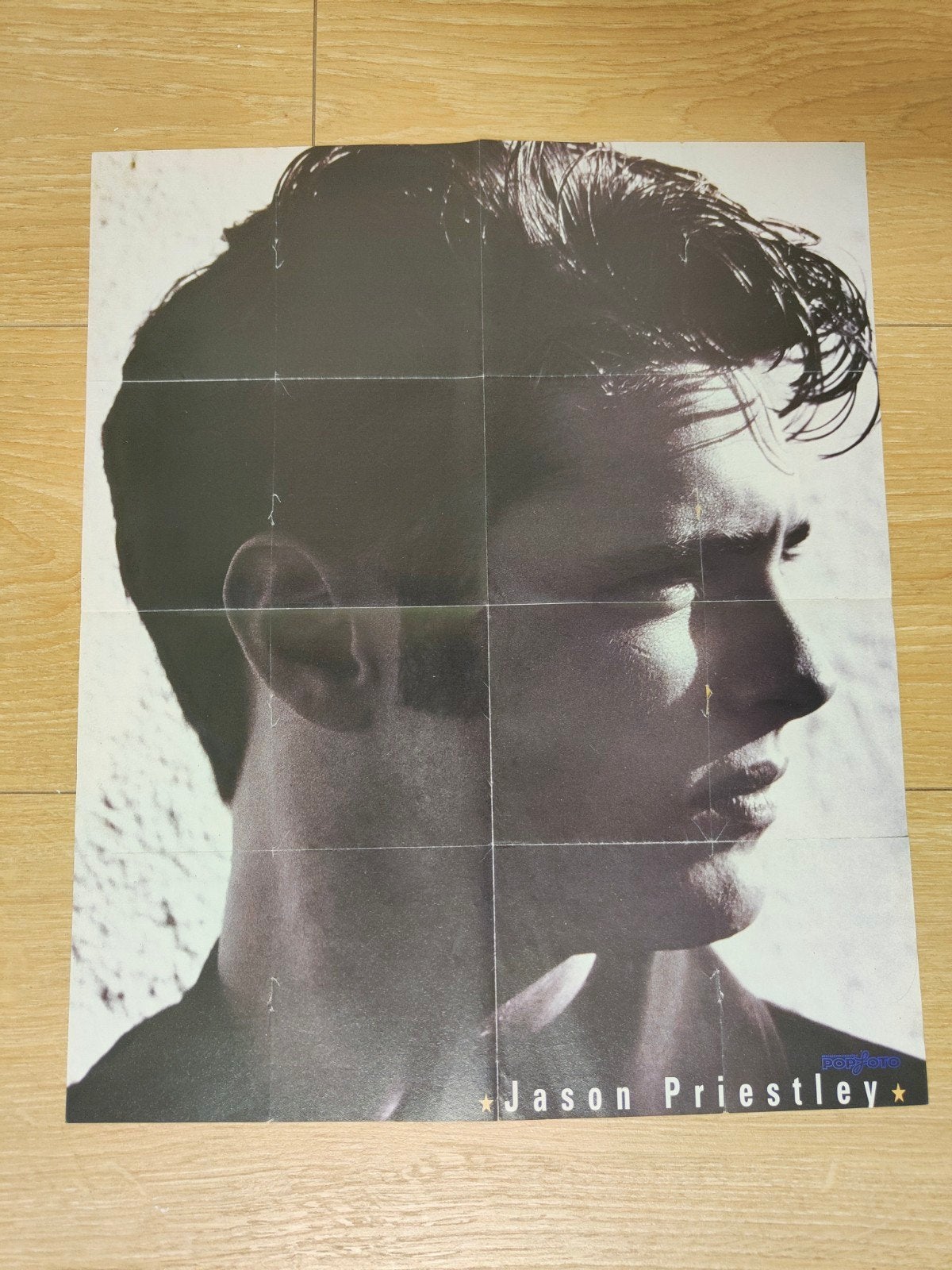 Popfoto Super Poster Jason Priestley., Ophalen of Verzenden, 1980 tot heden, Nederland, Tijdschrift