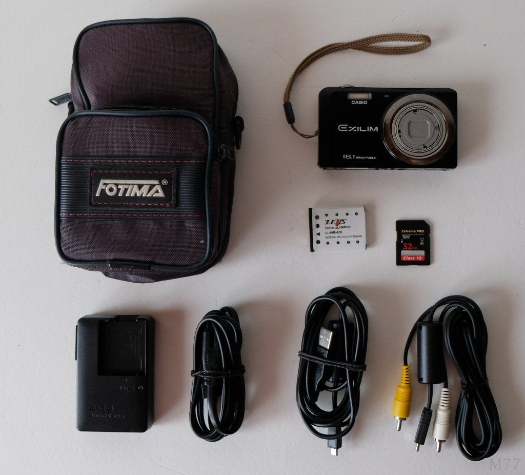 Casio Exilim Z28 16MP Compact Camera (32GB), Casio, Gebruikt, 16 megapixels, Geheugenkaart