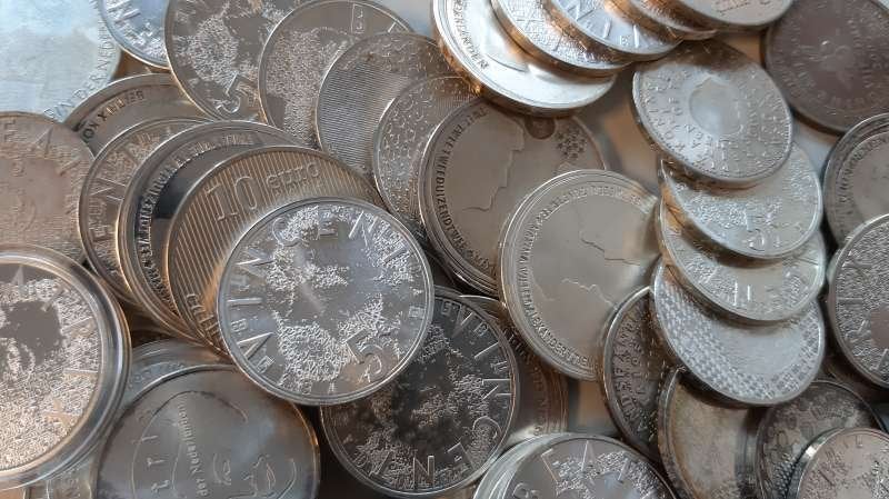 Nederland 1 kilo zilveren 5 en 10 Euromunten, Postzegels en Munten, Ophalen of Verzenden, Koningin Beatrix, Euro's, Zilver