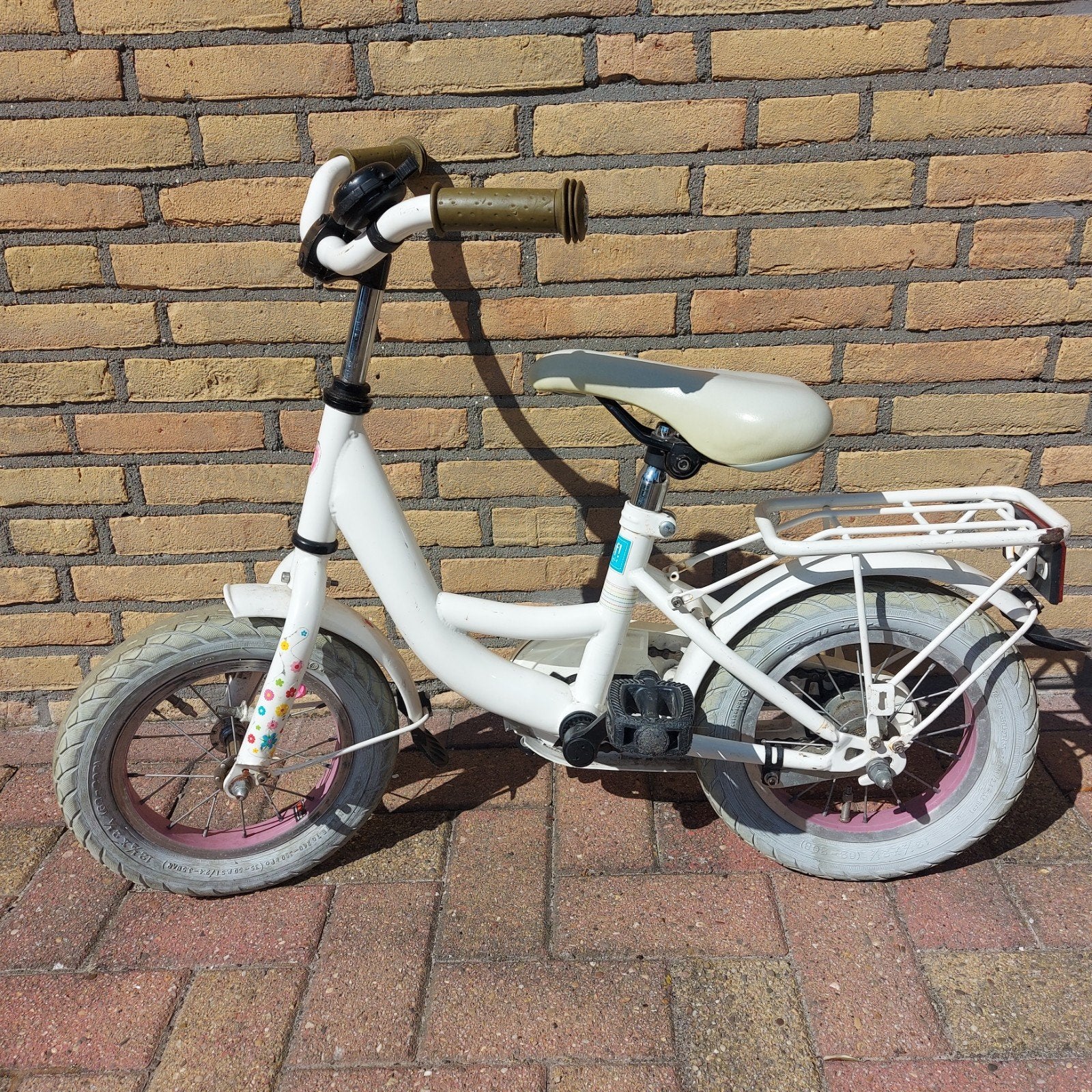 leuke kinderfiets, Fietsen en Brommers, Ophalen, Terugtraprem, Gebruikt, 14 inch of minder
