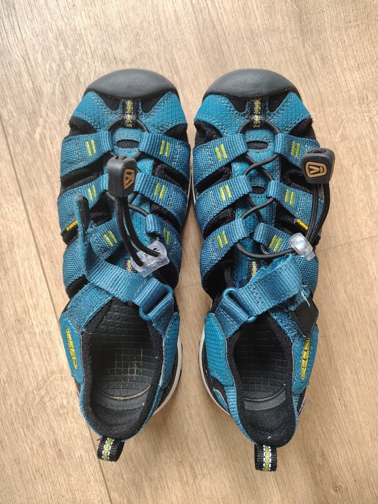 Keen sandalen maat 34, nieuw, Ophalen of Verzenden, Nieuw, Meisje, Sokken