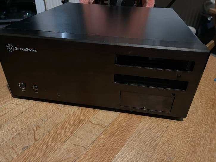 SilverStone HTPC Behuizing met ichbinleise Box HD, Computers en Software, Computerbehuizingen, Ophalen of Verzenden, Gebruikt