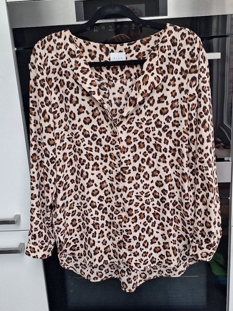Bloes van Vila met panterprint maat M, Maat 38/40 (M), Bruin, Vila, Ophalen of Verzenden