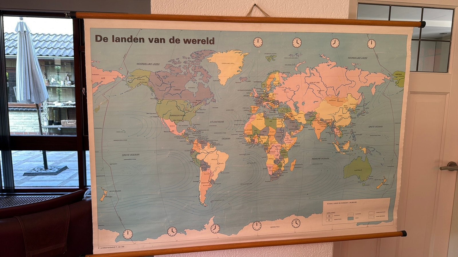 Grote wereld kaart in zeer goede conditie, Ophalen, Aardrijkskunde