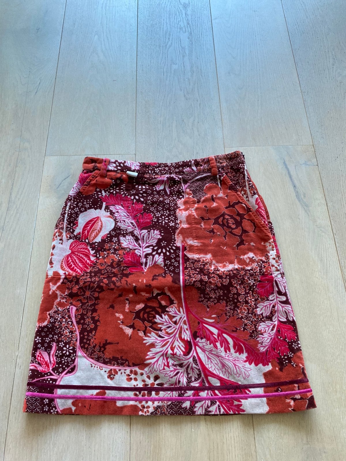 Oilily rok 38 nieuwstaat, Kleding | Dames, Maat 38/40 (M), Ophalen of Verzenden, Zo goed als nieuw, Rood