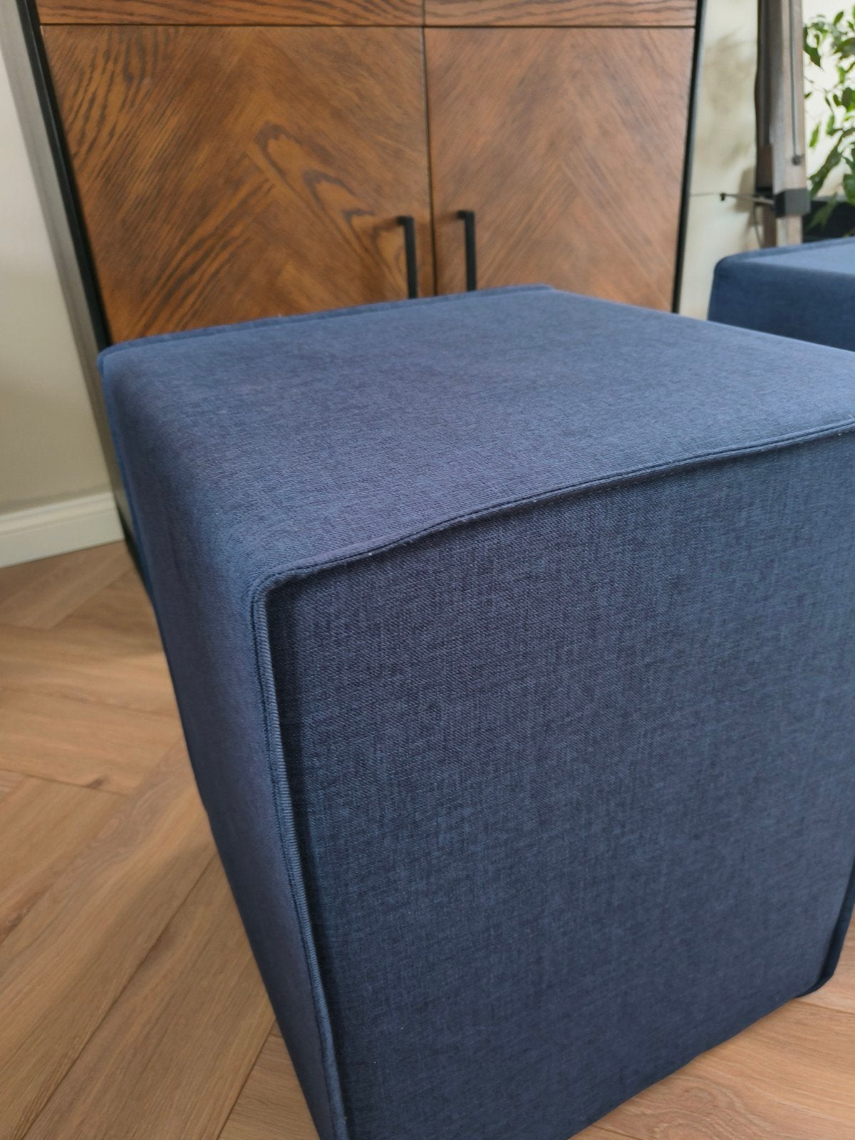 Mooie degelijke poef in perfecte staat €5, Ophalen, Minder dan 50 cm, Vierkant, Minder dan 50 cm