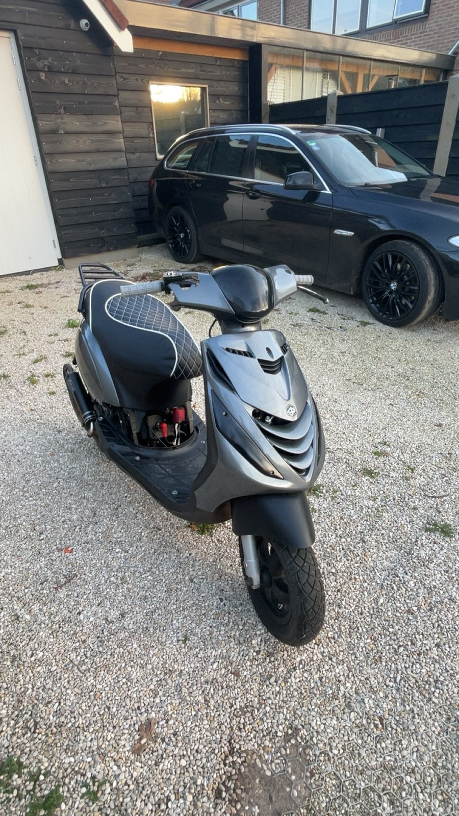 Piaggio zip zadel, Ophalen of Verzenden