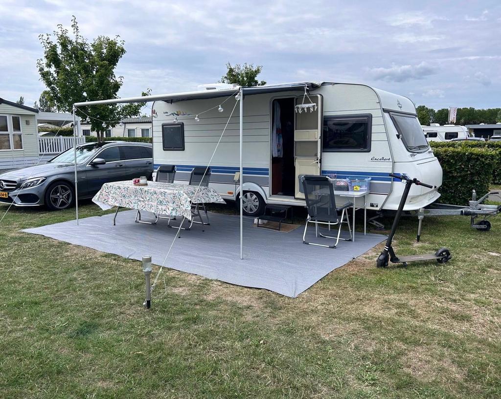 hobby 495 Excellent UFe 1998 met airco en mover, Rondzit, Hobby, Particulier, Douche