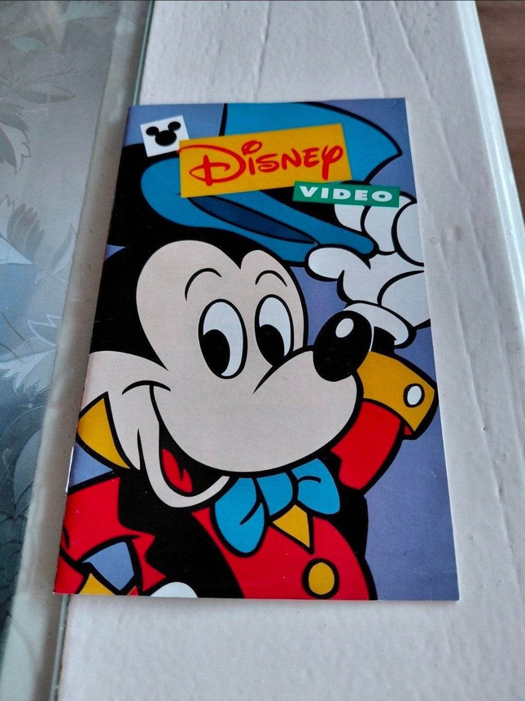 vintage Walt Disney Videos-catalogus bewaarboekje, Ophalen of Verzenden, Mickey Mouse, Zo goed als nieuw, Papier, Kaart of Schrift