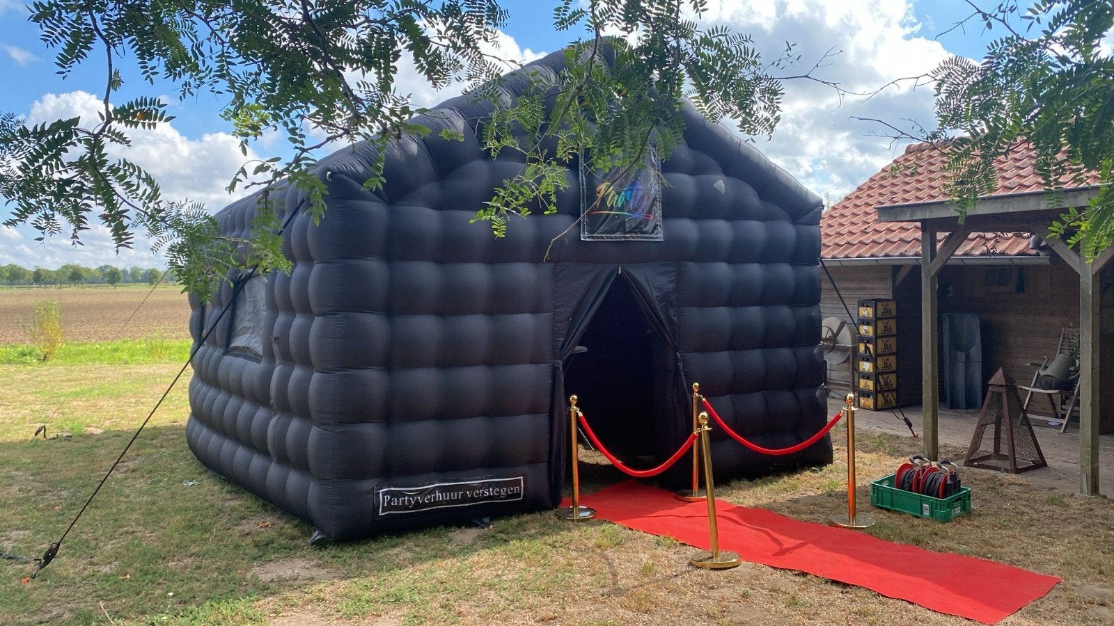 Te Huur: Opblaasbare Partytent / Opblaasbare Nightclub, Ophalen