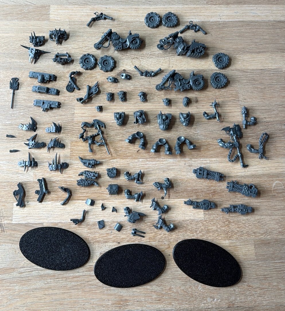 Warhammer 40k Orks Warbikers #1, Ophalen of Verzenden, Zo goed als nieuw, Warhammer