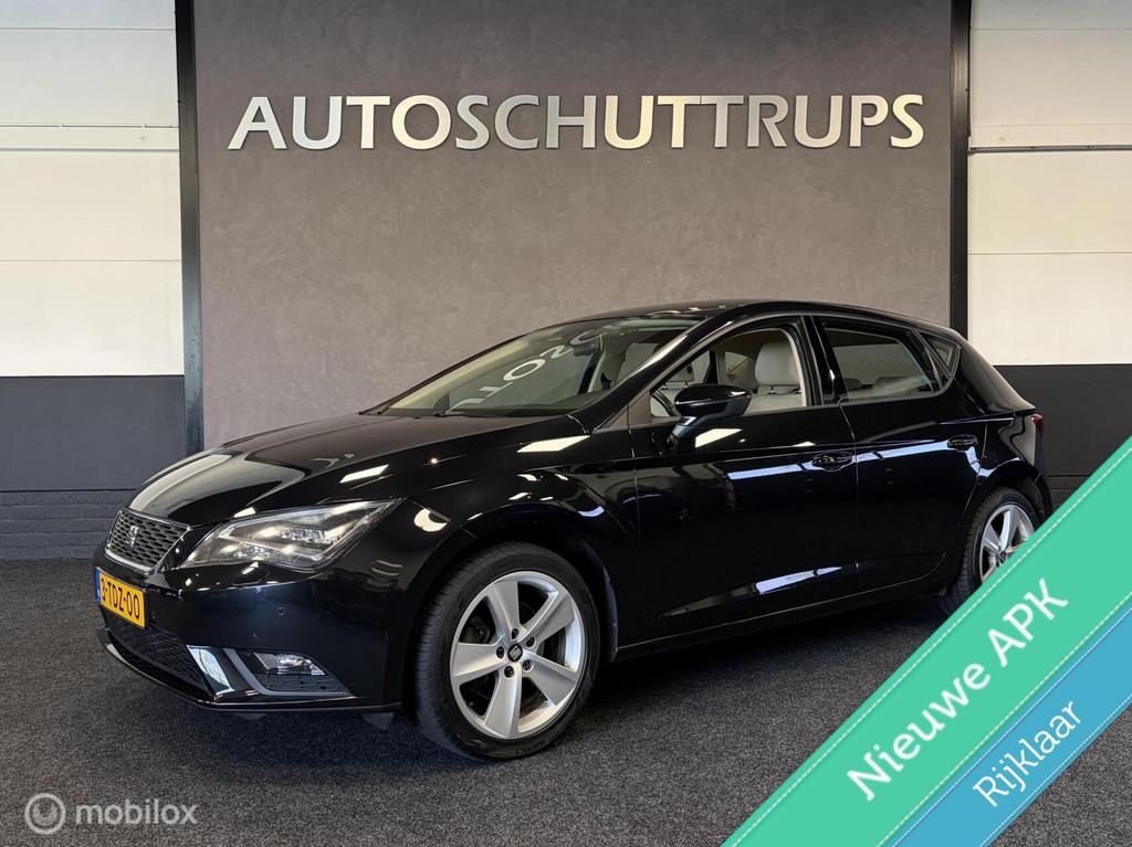 Seat Leon 1.4 TSI Style LEDER / STOELVERW / NAVI / CLIMA / C, Auto's, Voorwielaandrijving, Euro 5, Gebruikt, Beige
