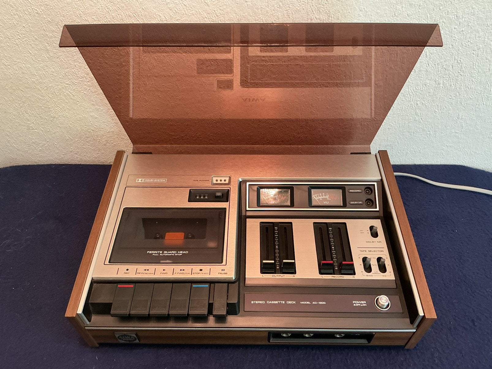 vintage cassettedeck- AIWA AD-1300 (lees de tekst svp.), Ophalen of Verzenden, Enkel, Overige merken, Tape counter